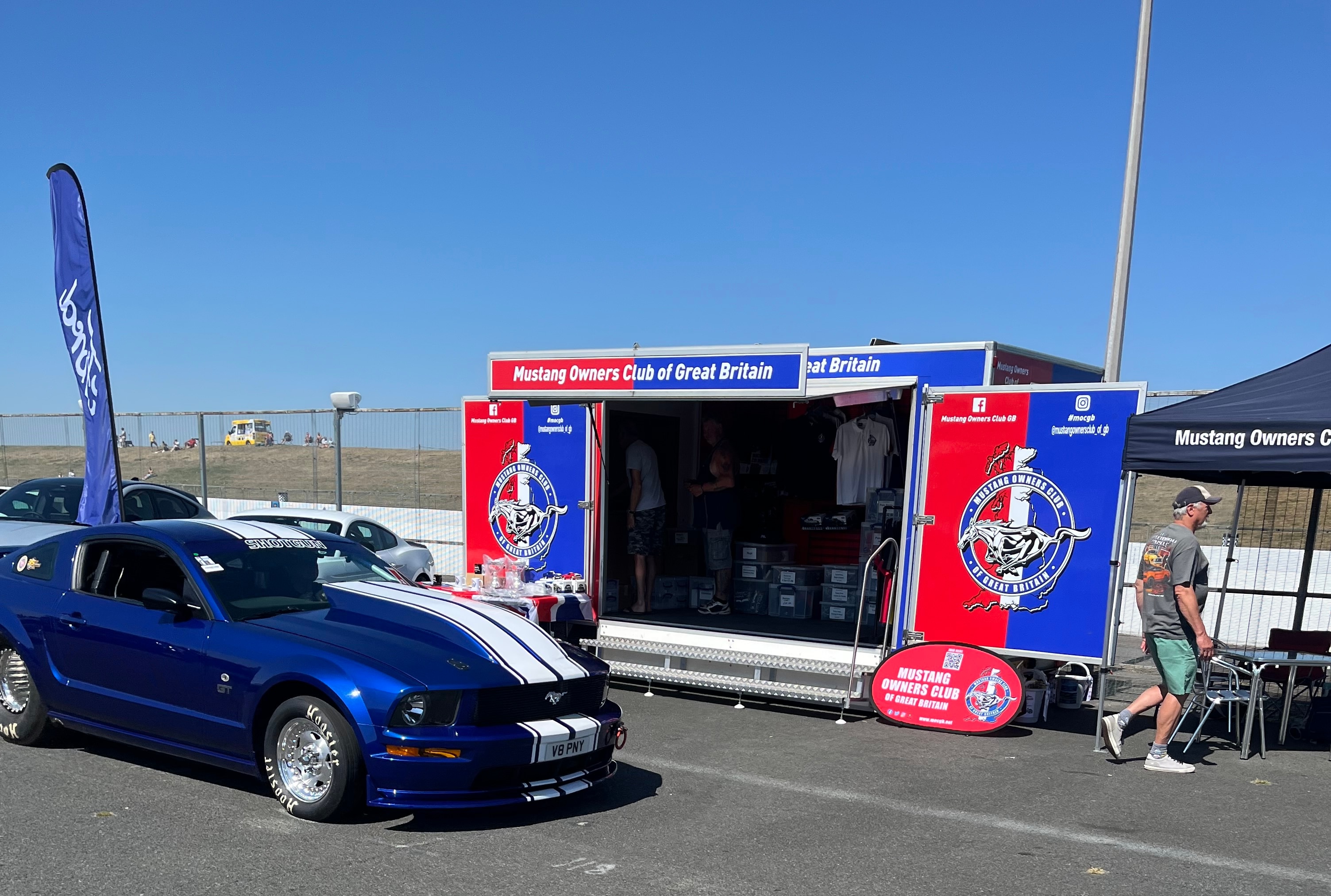 Drag-ready Mustang outside the MOCGB stand. License valid for earned editorial, press releases, press kits. All non-broadcast digital and online media Region: Global. This content is solely for editorial use and for providing individual users with information. Any storage in databases, or any distribution to third parties within the scope of commercial use, or for commercial use is permitted with written consent from Ford in Europe GmbH only. 